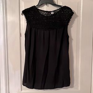 Black lace sleeveless blouse - size Large tall